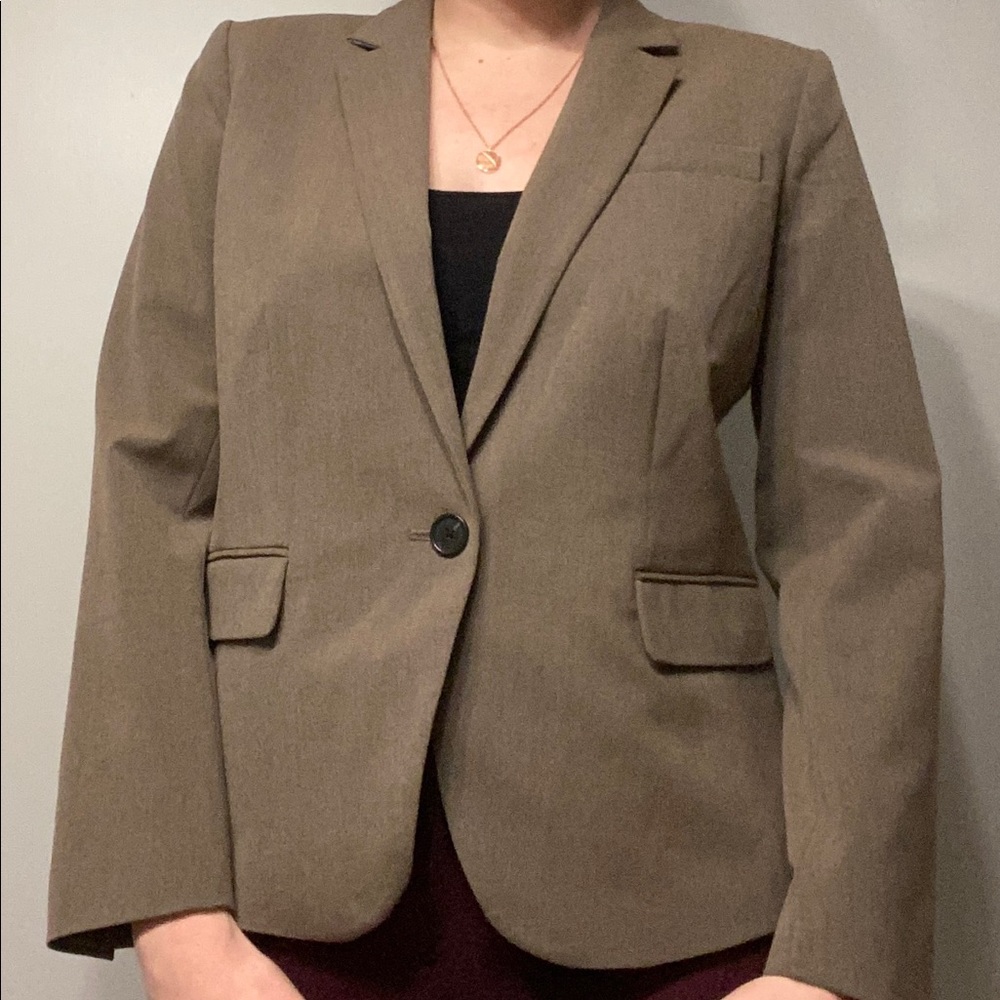 Ann Taylor Petite Blazer - Picture 2 of 7